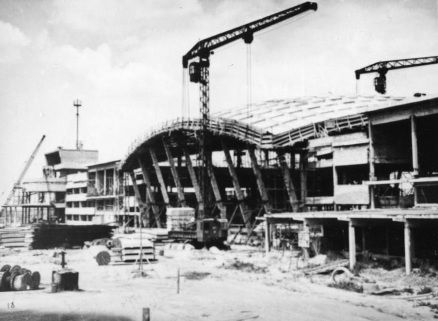 Будівництво. Фото: pastvu.com, 1964