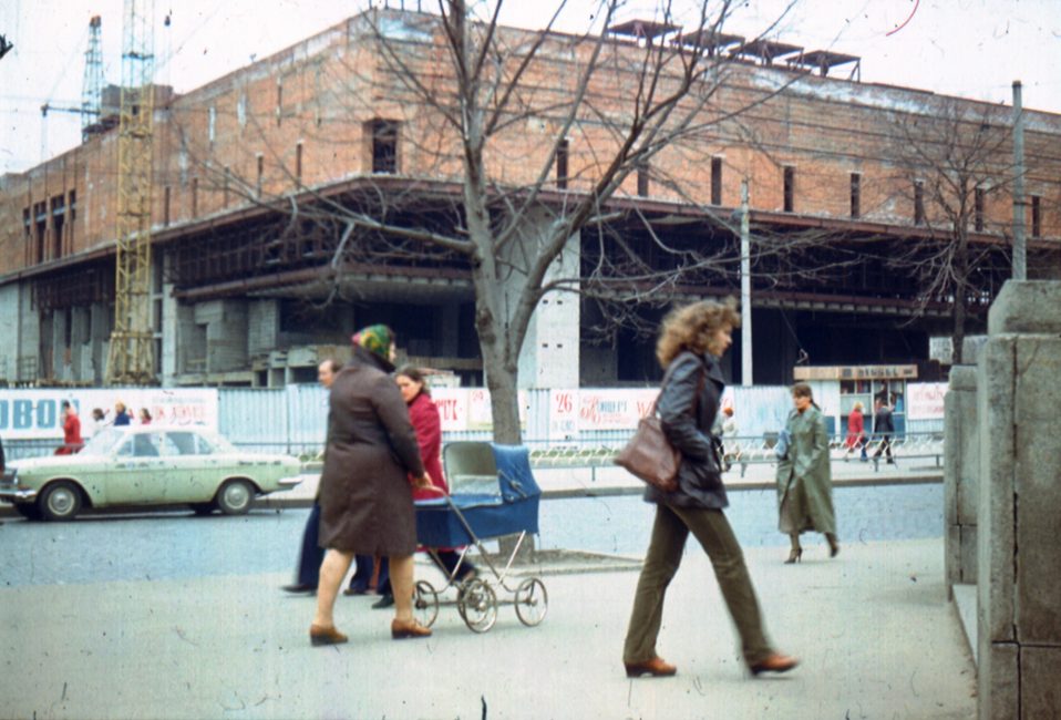 Будівництво. Фото: Л. П. Джепко, 1981